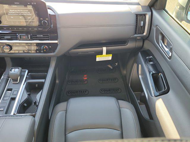 new 2025 Nissan Pathfinder car, priced at $40,247