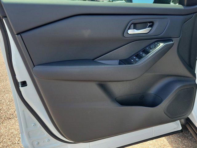 new 2025 Nissan Rogue car, priced at $29,192