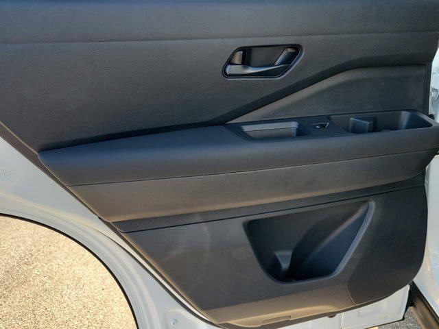 new 2025 Nissan Pathfinder car, priced at $38,034