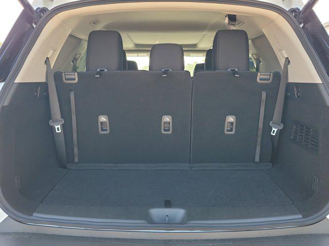 new 2025 Nissan Pathfinder car, priced at $38,034