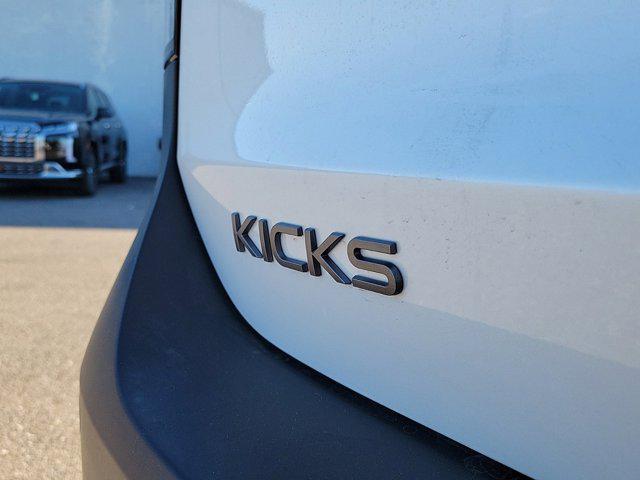 new 2025 Nissan Kicks car, priced at $27,930