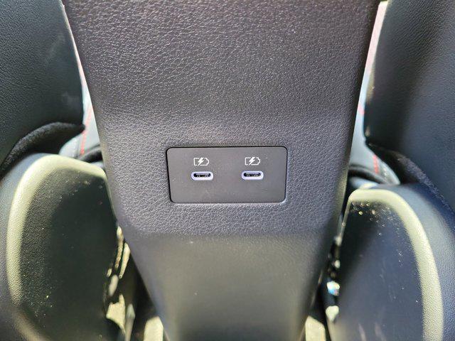 new 2025 Nissan Kicks car, priced at $29,412