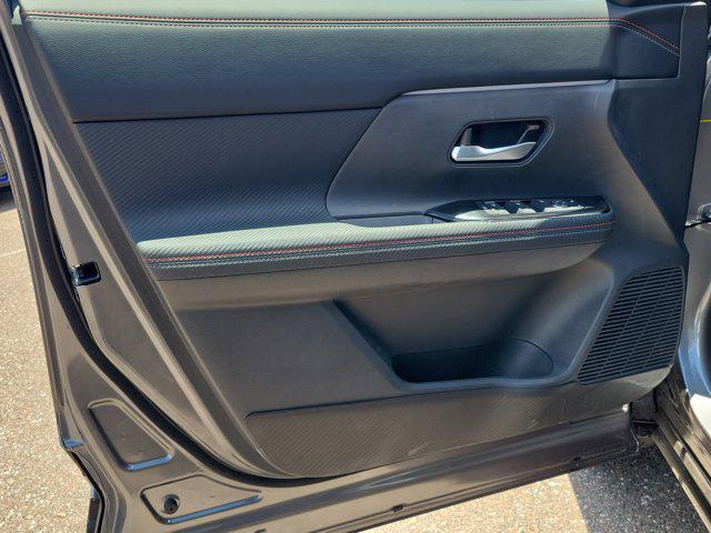 new 2025 Nissan Kicks car, priced at $29,412