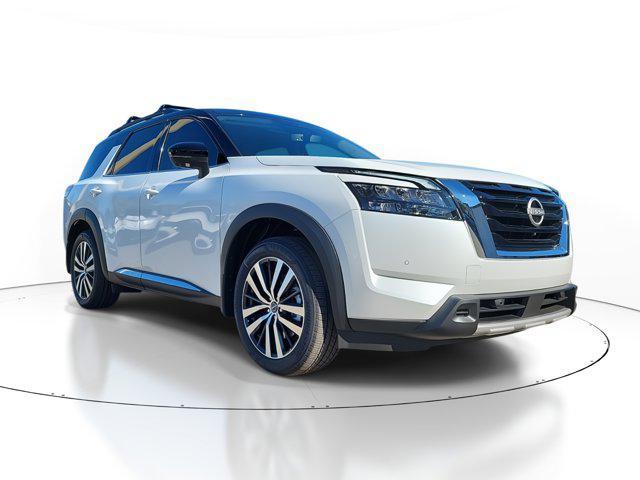 new 2025 Nissan Pathfinder car, priced at $48,708