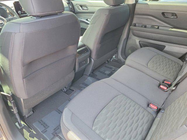 new 2025 Nissan Pathfinder car, priced at $36,004