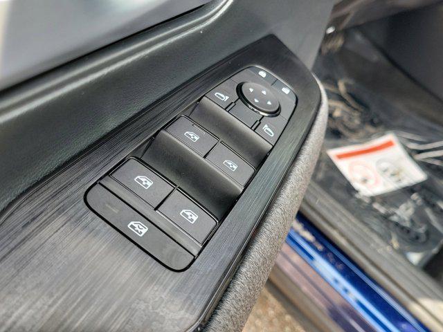 new 2025 Nissan Kicks car, priced at $23,420