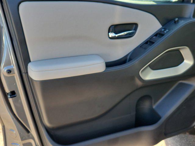 new 2025 Nissan Frontier car, priced at $36,332