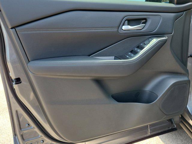 new 2025 Nissan Rogue car, priced at $30,587