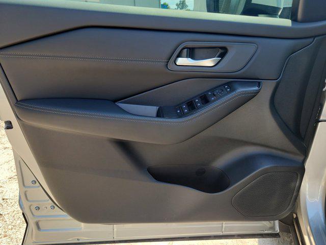 new 2025 Nissan Rogue car, priced at $30,587