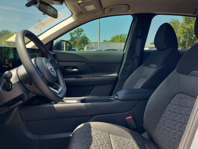 new 2025 Nissan Kicks car, priced at $24,152