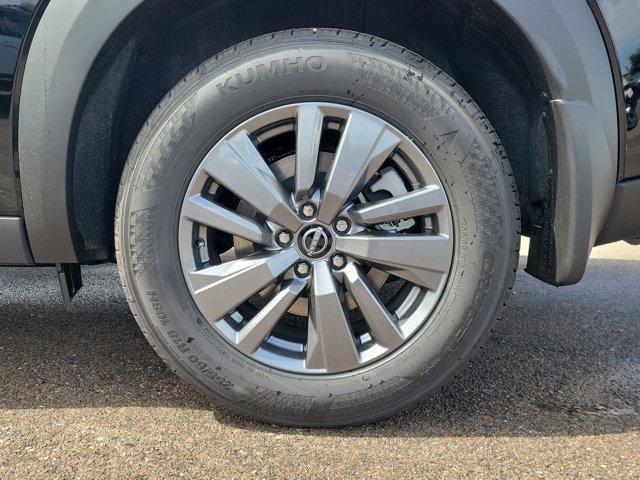 new 2025 Nissan Pathfinder car, priced at $37,647