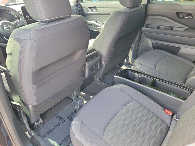 new 2025 Nissan Pathfinder car, priced at $37,647