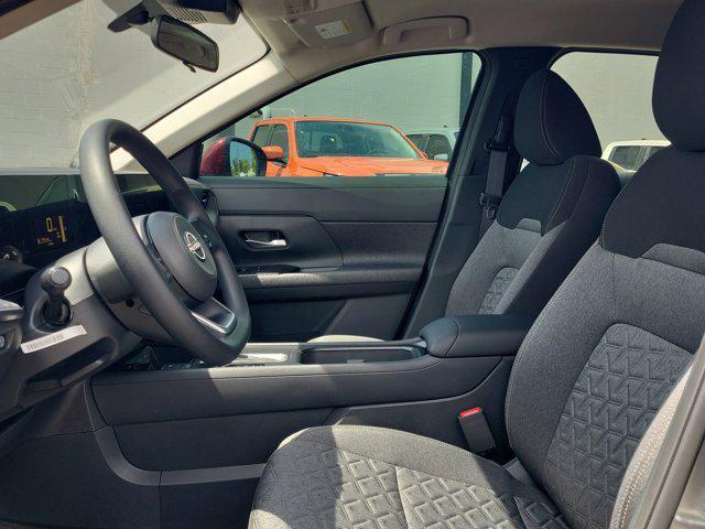 new 2025 Nissan Kicks car, priced at $23,740