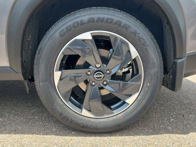 new 2025 Nissan Rogue car, priced at $30,587