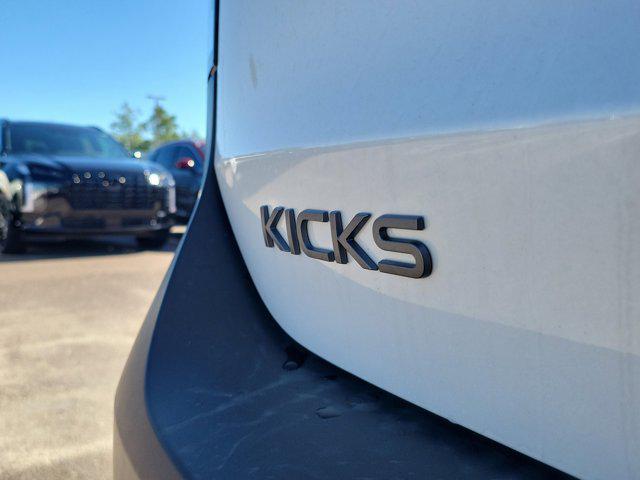 new 2025 Nissan Kicks car, priced at $23,832