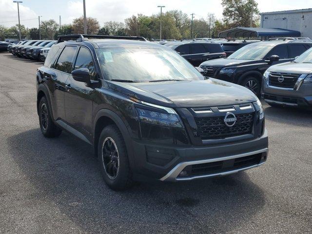 new 2024 Nissan Pathfinder car, priced at $40,304