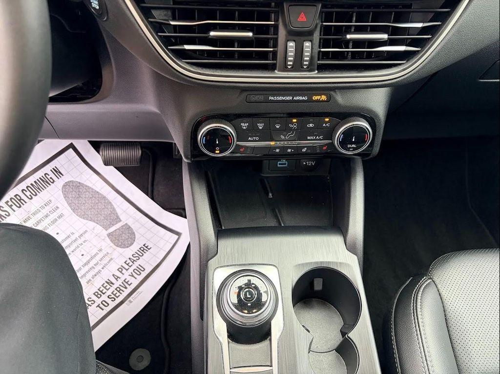 used 2022 Ford Escape car, priced at $23,548