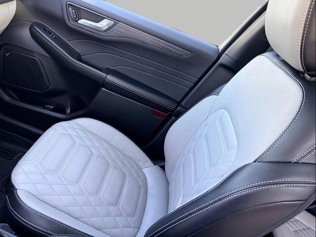 used 2023 Ford Escape car, priced at $25,834