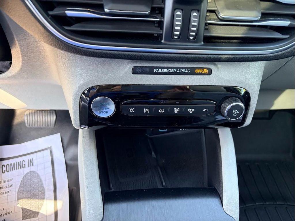 used 2023 Ford Escape car, priced at $25,834