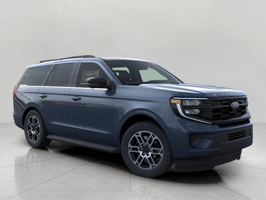 new 2025 Ford Expedition car, priced at $70,666