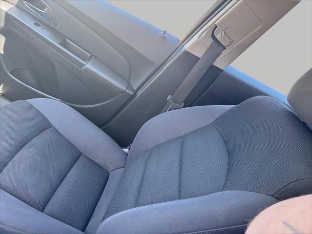used 2014 Chevrolet Cruze car, priced at $8,406