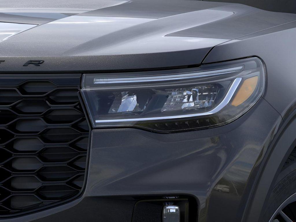 new 2025 Ford Explorer car, priced at $49,872