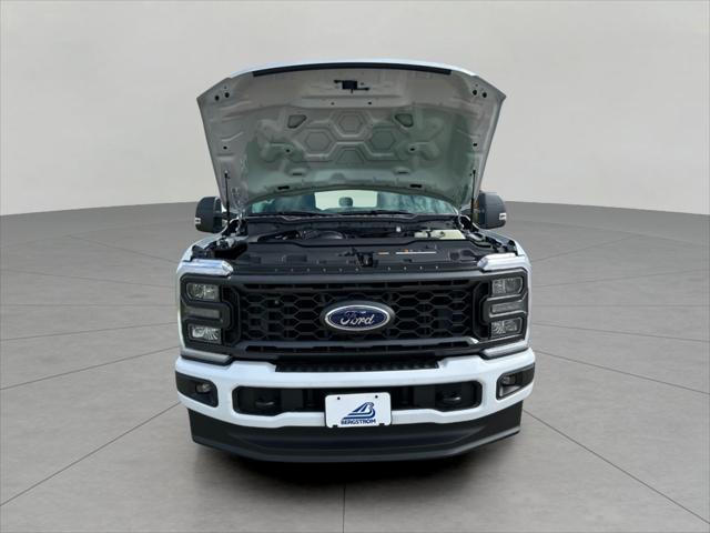 new 2023 Ford F-250 car, priced at $53,942