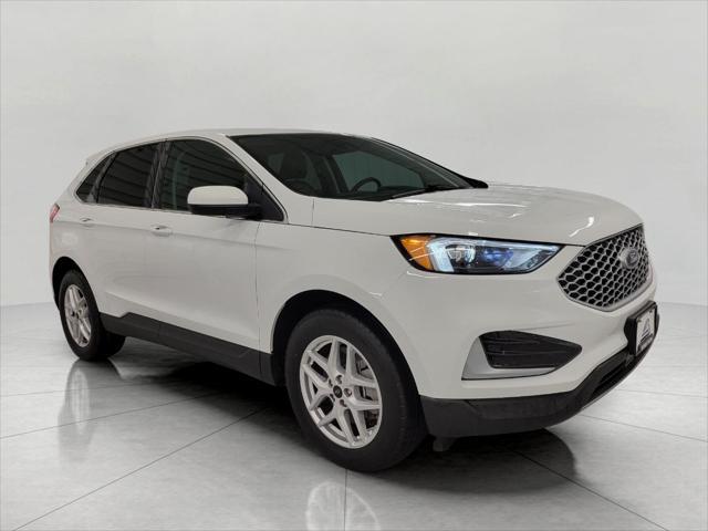 used 2024 Ford Edge car, priced at $25,945