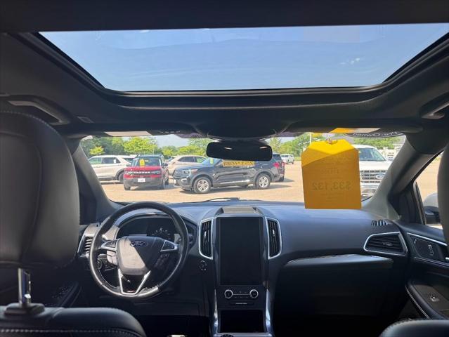 used 2022 Ford Edge car, priced at $33,132