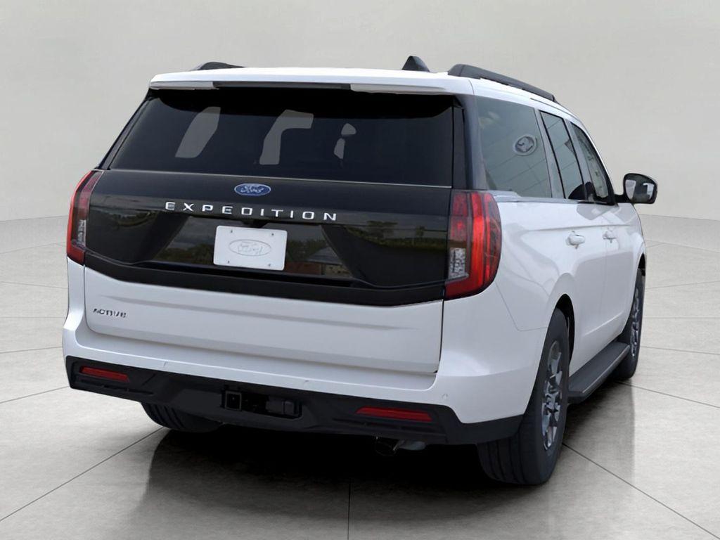 new 2025 Ford Expedition car, priced at $65,406