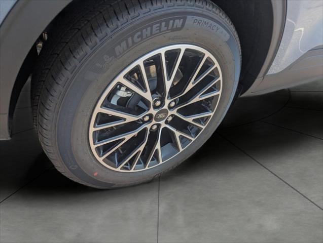 new 2025 Ford Escape PHEV car, priced at $33,253