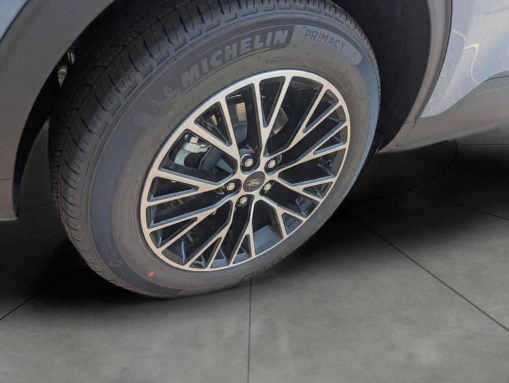 new 2025 Ford Escape PHEV car, priced at $29,716