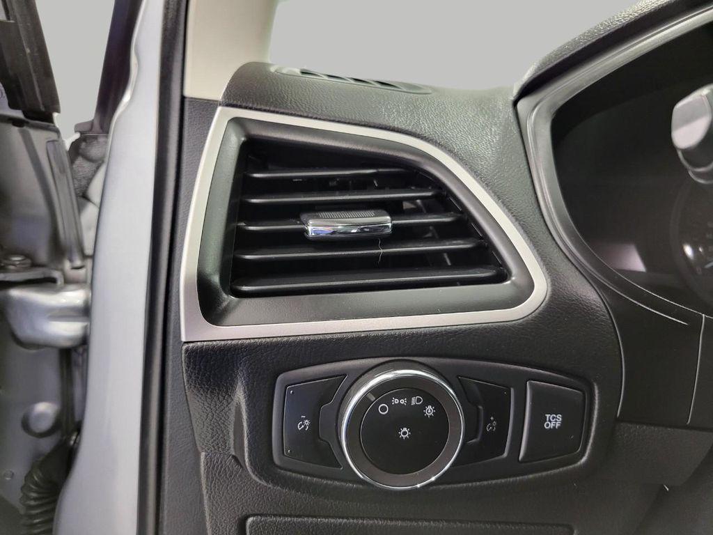 used 2023 Ford Edge car, priced at $23,435