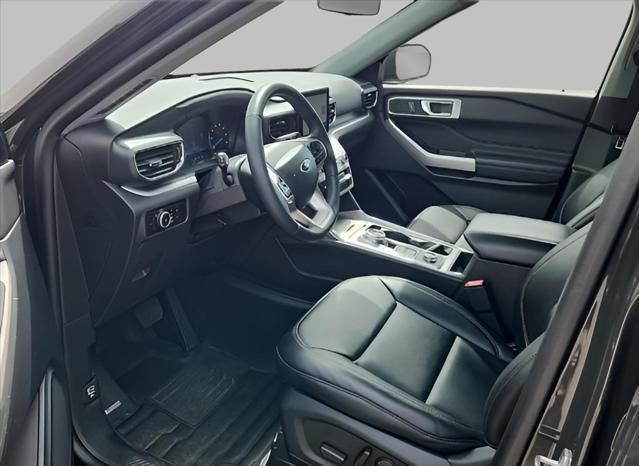 used 2023 Ford Explorer car