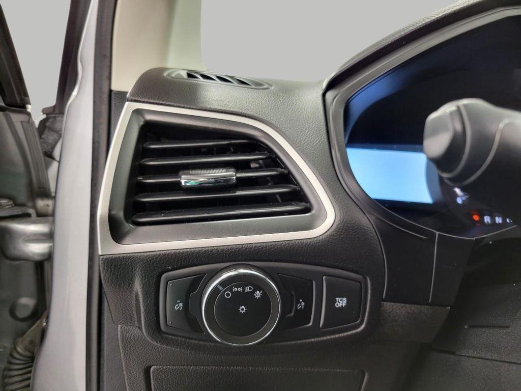 used 2023 Ford Edge car, priced at $22,974