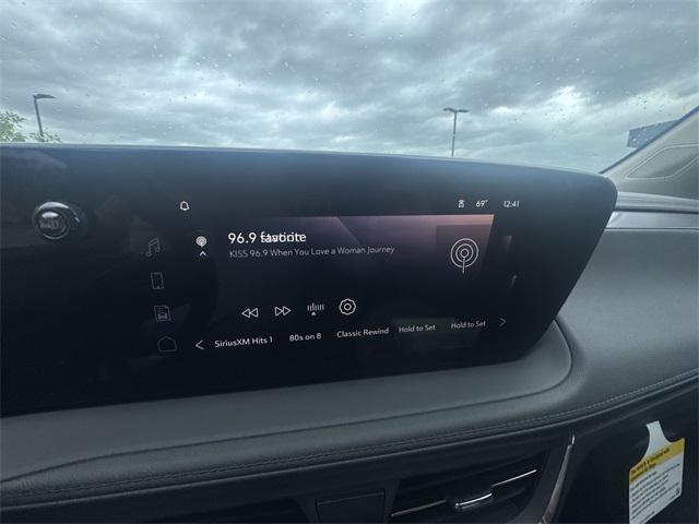 new 2025 Buick Encore GX car, priced at $32,115