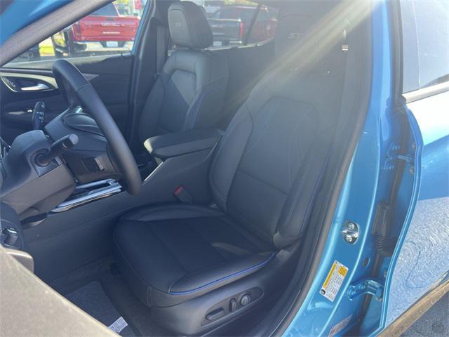 new 2026 Buick Envista car, priced at $28,385