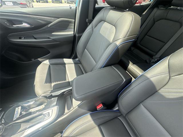 new 2025 Buick Envista car, priced at $28,575