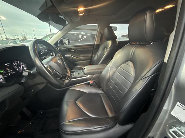 used 2021 Toyota Highlander car, priced at $19,987