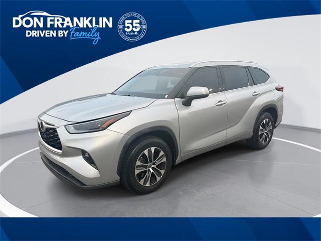 used 2021 Toyota Highlander car, priced at $19,987