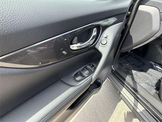 used 2018 Nissan Rogue car, priced at $14,788