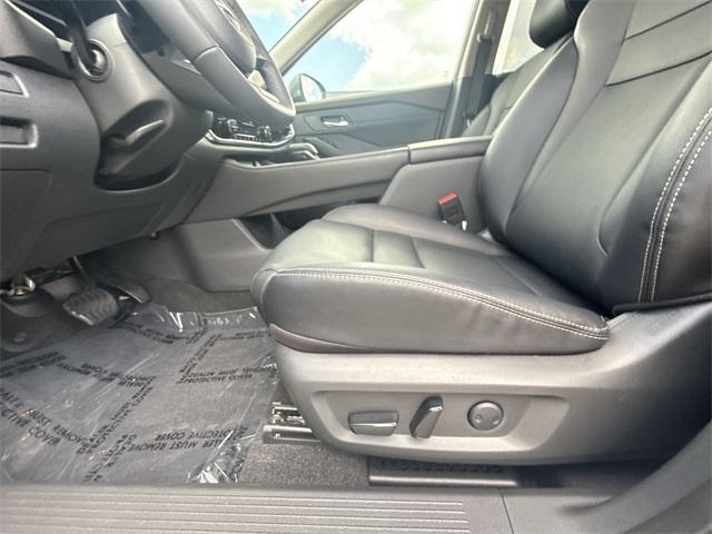 used 2023 Nissan Rogue car, priced at $27,706