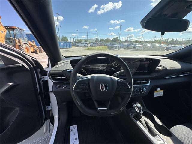 new 2025 Buick Envista car, priced at $25,640