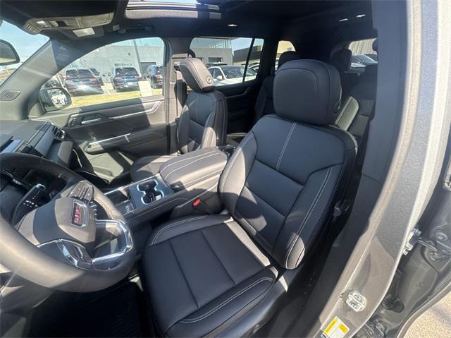 new 2025 GMC Acadia car, priced at $50,175