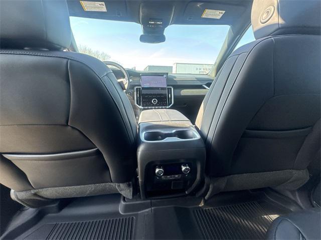 new 2025 GMC Acadia car, priced at $50,175