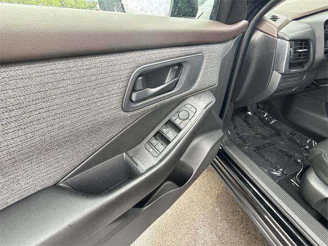 used 2023 Nissan Rogue car, priced at $20,788