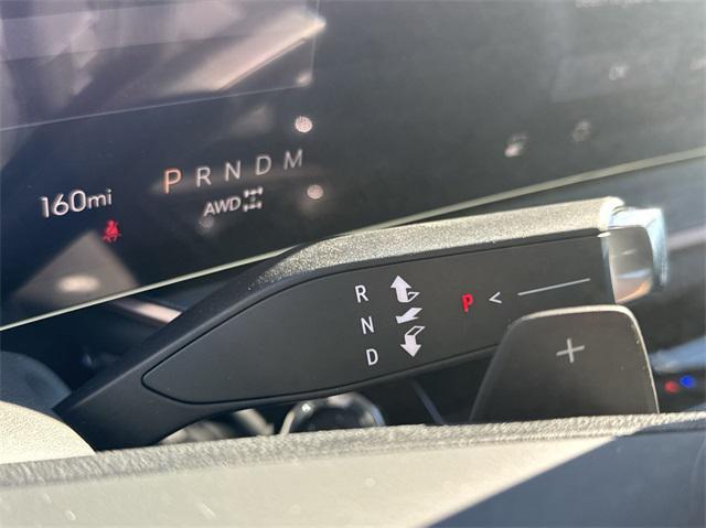 new 2025 Buick Envision car, priced at $40,240
