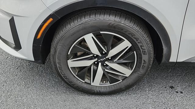 used 2022 Kia Sorento car, priced at $22,050