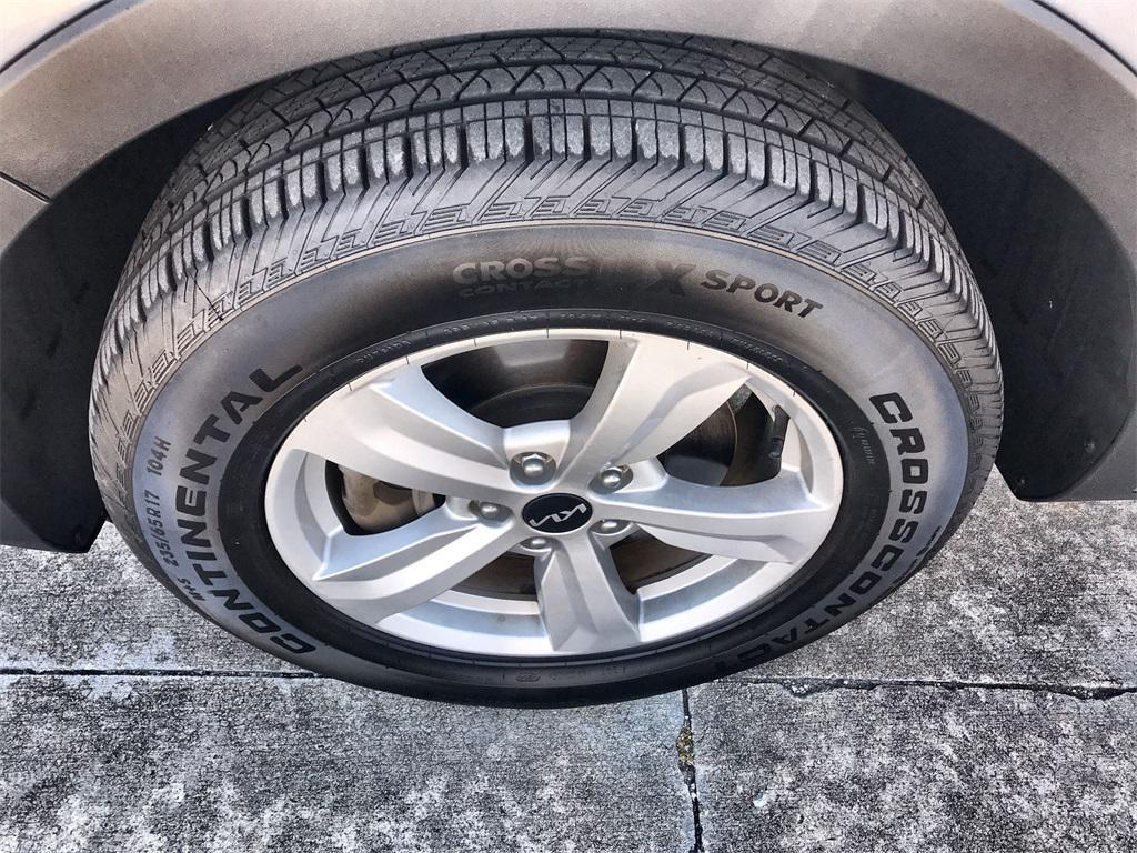 used 2023 Kia Sorento car, priced at $24,888