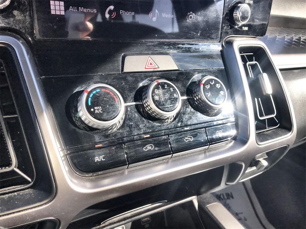 used 2023 Kia Sorento car, priced at $24,888